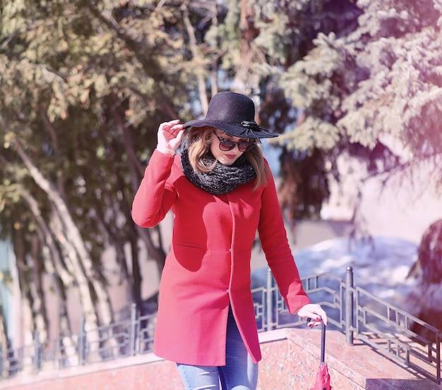 Co jest modne zimą 2026 wśród miejskich stylizacji?