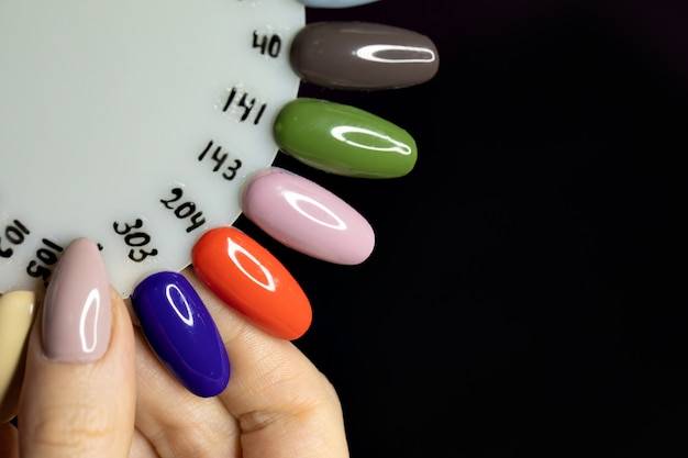 Jaki jest modny kolor paznokci 2020?